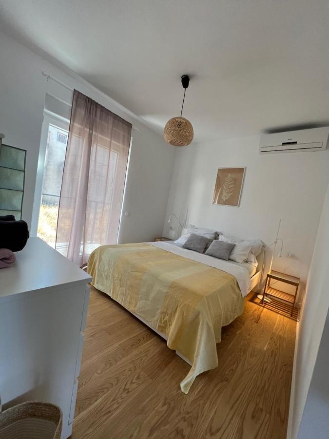Apartament Jelsa (Hvar)